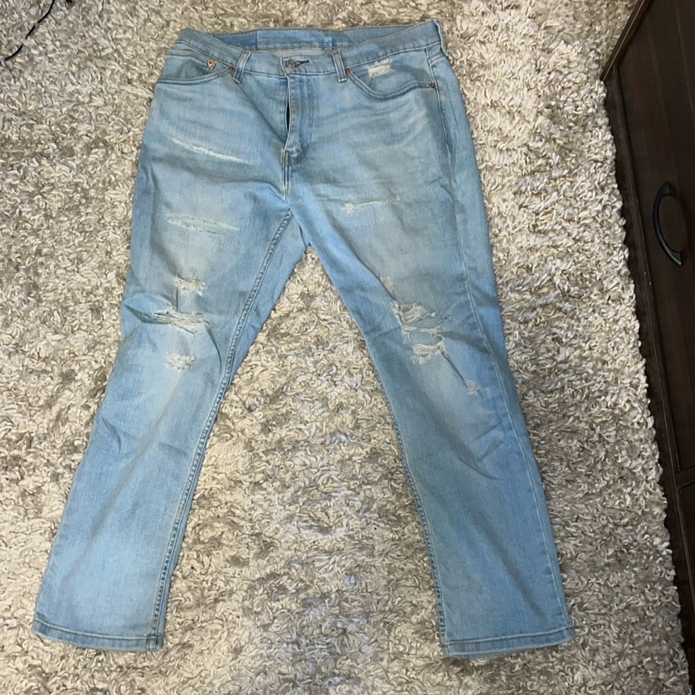Ripped Light-Wash Levi Jeans